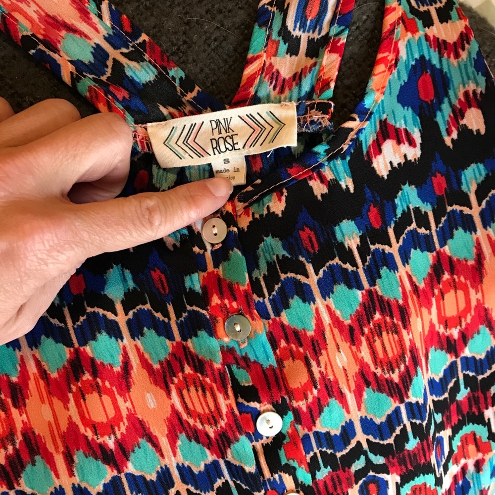 Patterned Tank Top - Picture 6 of 6